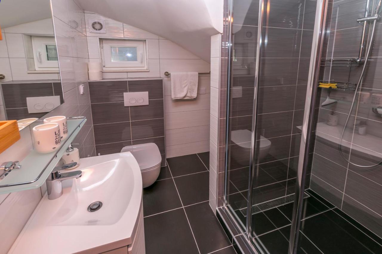Apartments Visnja ロゴズニッツァ エクステリア 写真