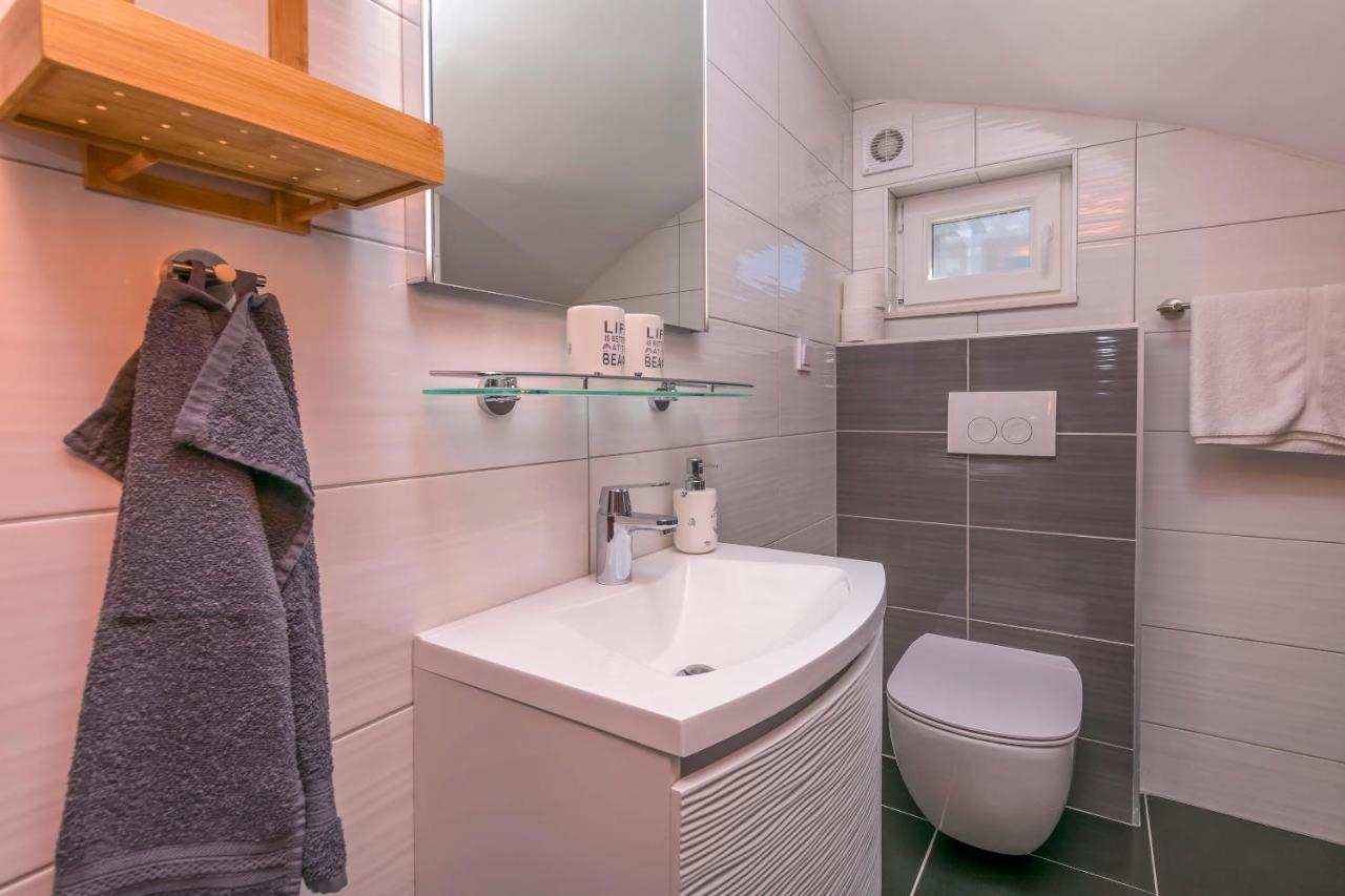 Apartments Visnja ロゴズニッツァ エクステリア 写真